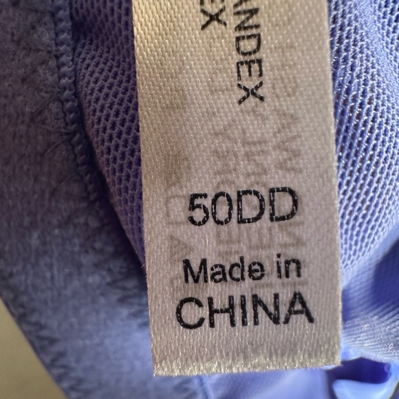 Lovely Lace Ladies Plus Size Bra - Picture 4 of 8